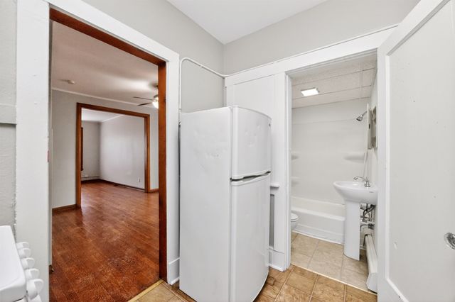 686 19th Street, Des Moines, IA 50314