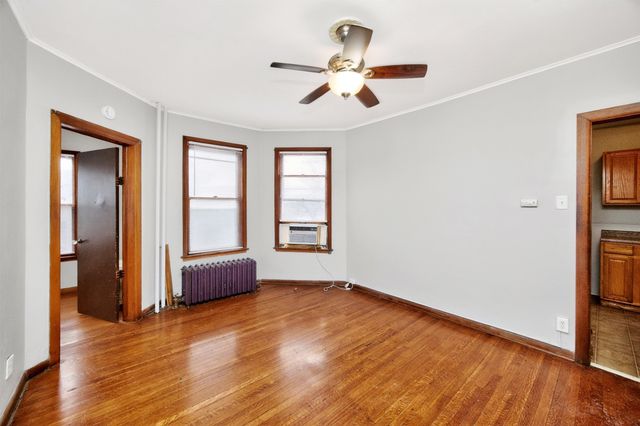 686 19th Street, Des Moines, IA 50314