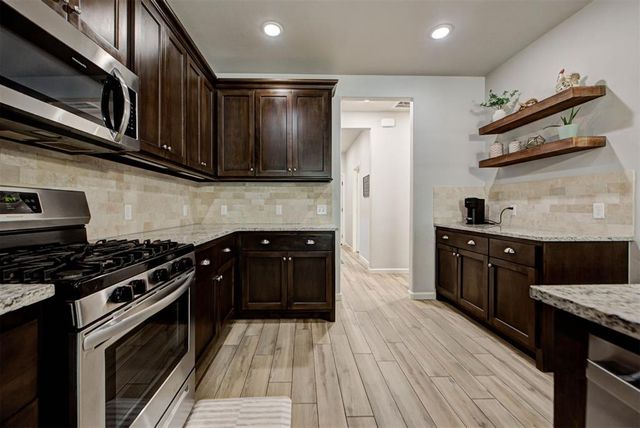 4117 Carmina Drive, Edmond, OK 73034