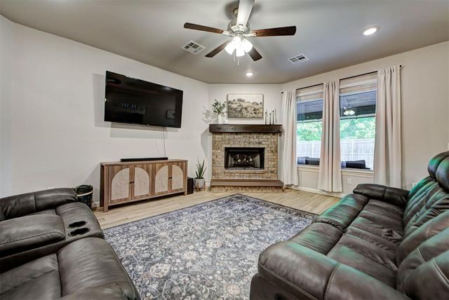 4117 Carmina Drive, Edmond, OK 73034