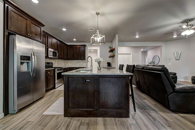 4117 Carmina Drive, Edmond, OK 73034