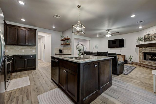 4117 Carmina Drive, Edmond, OK 73034