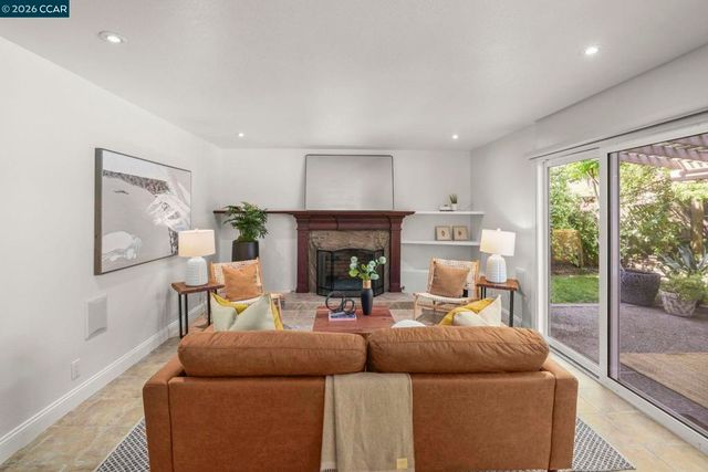 1490 Whitecliff Way, Walnut Creek, CA 94596