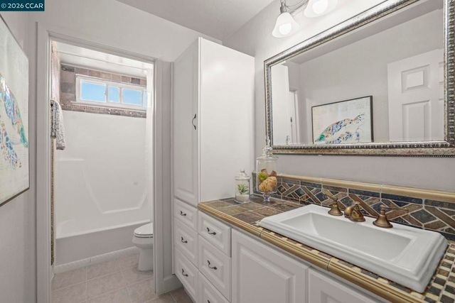 1490 Whitecliff Way, Walnut Creek, CA 94596