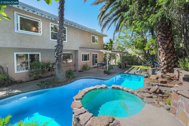 1490 Whitecliff Way, Walnut Creek, CA 94596
