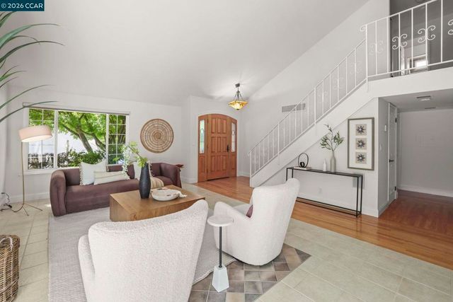 1490 Whitecliff Way, Walnut Creek, CA 94596