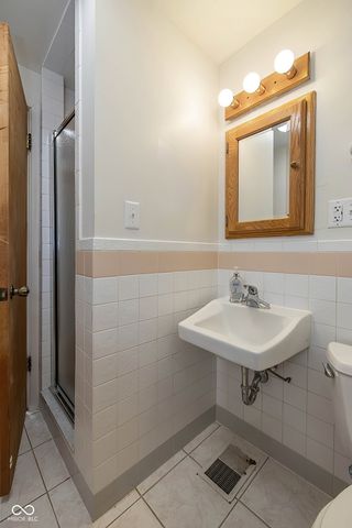 6420 N Keystone Avenue, Indianapolis, IN 46220