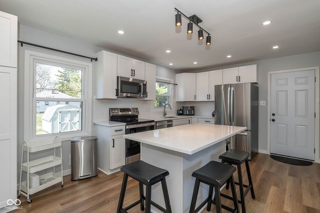 6420 N Keystone Avenue, Indianapolis, IN 46220