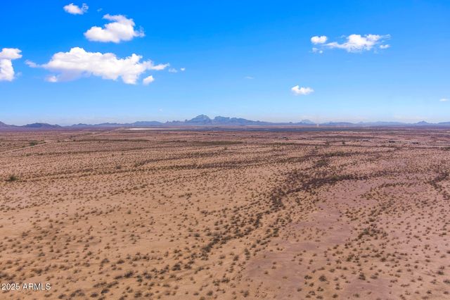 53700 W Salome Highway, Tonopah, AZ 85354