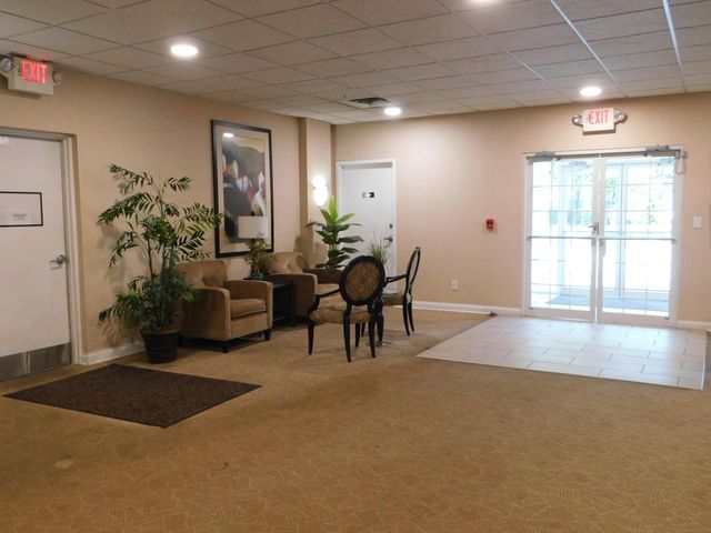 2245 Riverside Drive, 403, Columbus, OH 43221