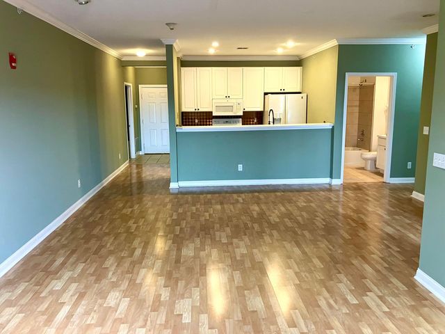 2245 Riverside Drive, 403, Columbus, OH 43221