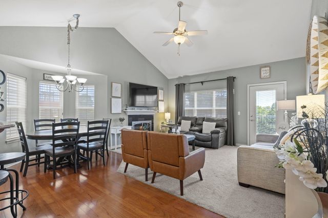 104 Residence Lane, Branson, MO 65616