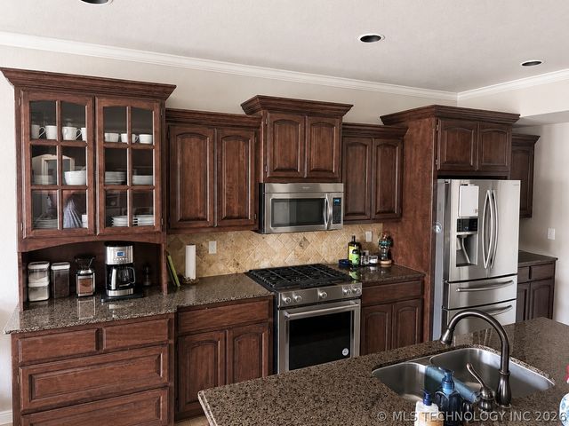 831 W 148th Street S, Glenpool, OK 74033