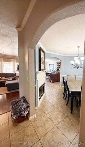 831 W 148th Street S, Glenpool, OK 74033