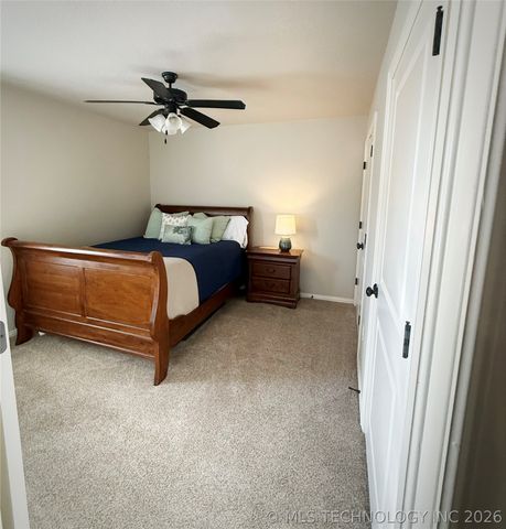 831 W 148th Street S, Glenpool, OK 74033