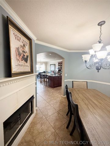831 W 148th Street S, Glenpool, OK 74033
