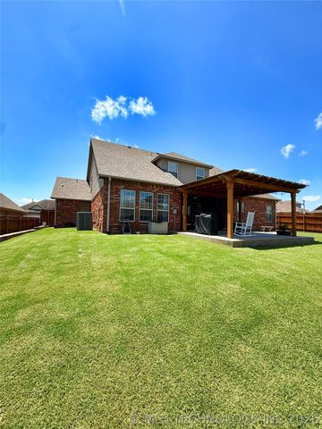 831 W 148th Street S, Glenpool, OK 74033