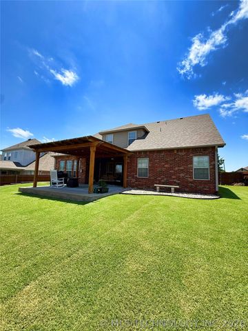 831 W 148th Street S, Glenpool, OK 74033