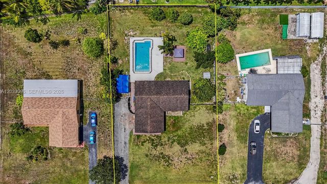 1475 NW 19 ST, Homestead, FL 33030