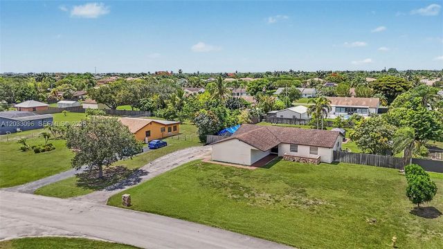 1475 NW 19 ST, Homestead, FL 33030