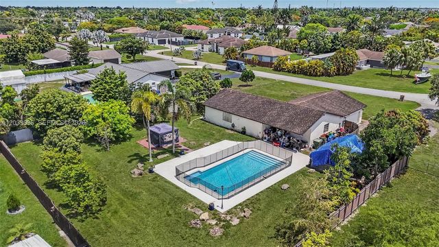 1475 NW 19 ST, Homestead, FL 33030