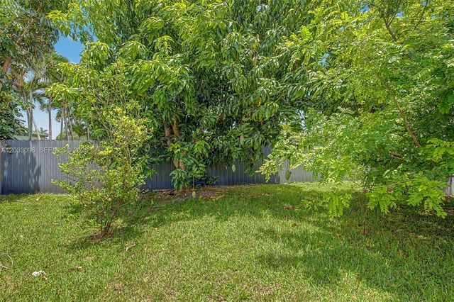 1475 NW 19 ST, Homestead, FL 33030