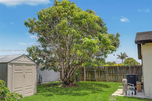 1475 NW 19 ST, Homestead, FL 33030
