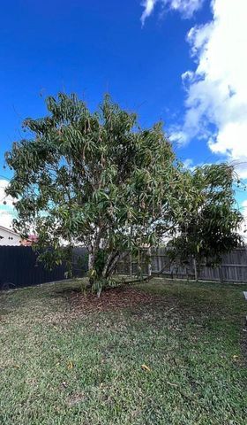 1475 NW 19 ST, Homestead, FL 33030