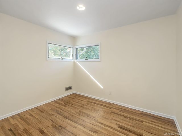 4 Chevy Chase Road, Huntington, NY 11743