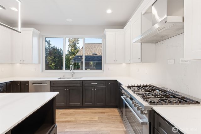 9069 Sea Mist Lane, Blaine, WA 98230