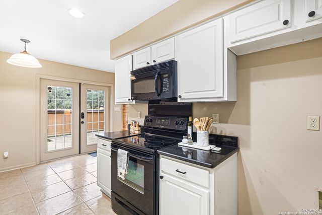 2412 Wild Turkey W, San Antonio, TX 78232