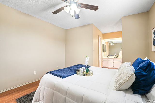 2412 Wild Turkey W, San Antonio, TX 78232