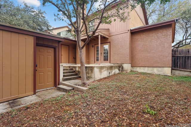 2412 Wild Turkey W, San Antonio, TX 78232