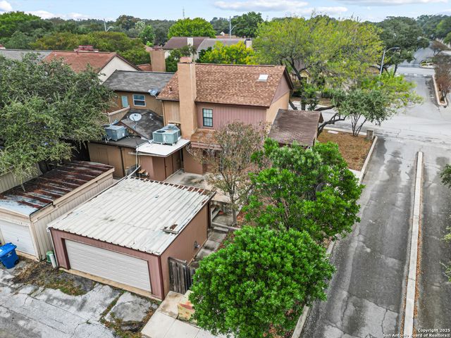 2412 Wild Turkey W, San Antonio, TX 78232