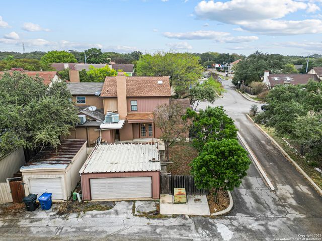 2412 Wild Turkey W, San Antonio, TX 78232