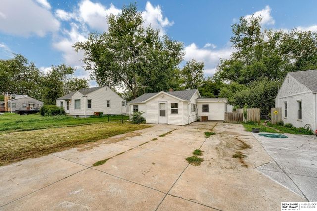 2503 Wayne Street, Bellevue, NE 68005