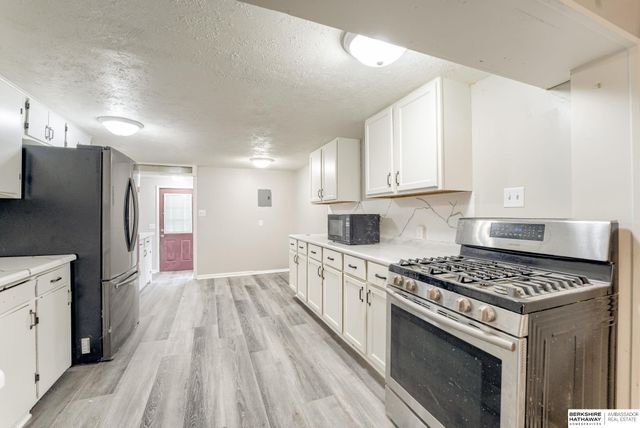 2503 Wayne Street, Bellevue, NE 68005