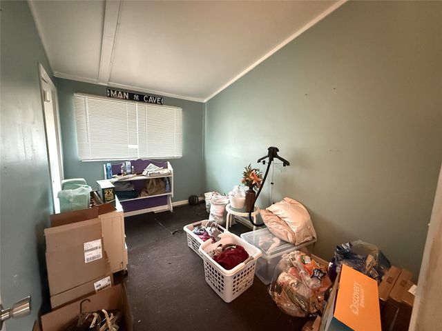 1303 E 17th Street, Des Moines, IA 50316