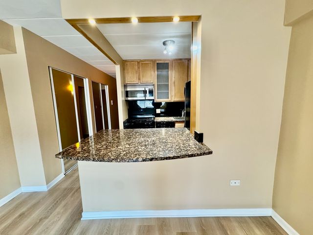 5616 N Kenmore Avenue 2E, Chicago, IL 60660