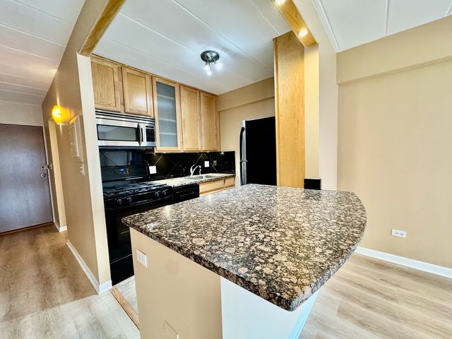 5616 N Kenmore Avenue 2E, Chicago, IL 60660