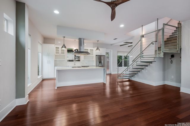 230 Callaghan, San Antonio, TX 78210