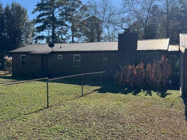 1002 Poplar Street, Walterboro, SC 29488