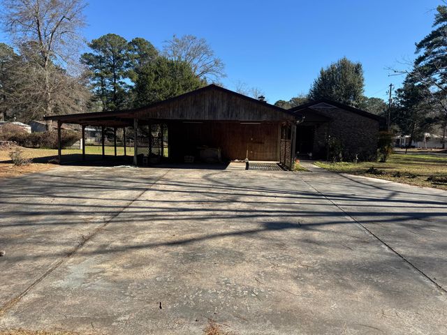 1002 Poplar Street, Walterboro, SC 29488