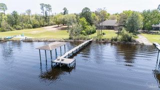 7696 Clarke St, Navarre, FL 32566