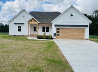 280 Gilispie Rd, Mcminnville, TN 37110
