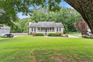 3932 Marguerite NW Drive, Acworth, GA 30101