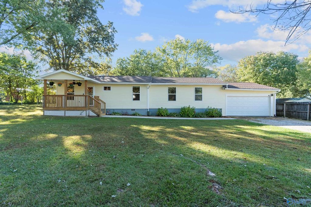 278 W Highlander Road, Harvest, AL 35749