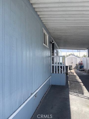 10800 Dale Ave SPC 127, Stanton, CA 90680