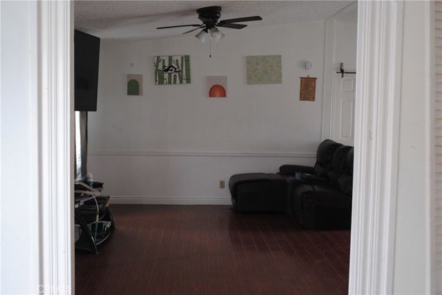 10800 Dale Ave SPC 127, Stanton, CA 90680