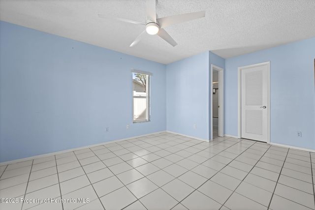 6135 Alderwood Street, Spring Hill, FL 34606